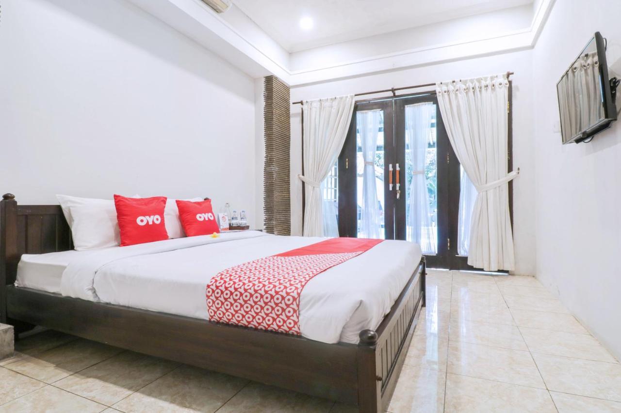 Oyo 1757 Villa Dende Ломбок Екстериор снимка